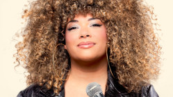 Emy, sold out &agrave; l'Espace Gerson : sous la gouffa, le rire