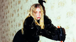 Austra en concert &agrave; l'Epicerie Moderne : quand la pop &eacute;lectronique devient magn&eacute;tique