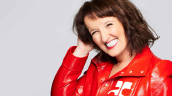 Anne Roumanoff &agrave; Lyon : "L&rsquo;humoriste tend un miroir &agrave; la soci&eacute;t&eacute;"