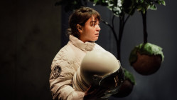 Aux C&eacute;lestins, une m&egrave;re jette son enfant&hellip; et le spectacle bascule