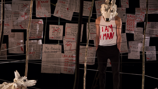 White Dog au TNG : D&eacute;sapprendre la haine