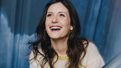 Rosa Bursztein au Radiant : un stand-up piquant sur l’amour et les contradictions Rosa Bursztein au Radiant : un stand-up piquant sur l’amour et les contradictions