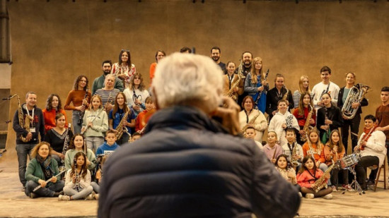 Les Lyonnais invités à se faire prendre en photo par Yann Arthus-Bertrand : son studio s'installe pour deux jours Les Lyonnais invités à se faire prendre en photo par Yann Arthus-Bertrand : son studio s'installe pour deux jours