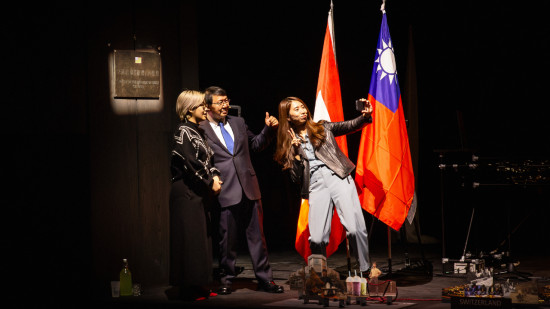 Ceci n’est pas une ambassade : Taïwan sur scène, entre émotion et diplomatie Ceci n’est pas une ambassade : Taïwan sur scène, entre émotion et diplomatie