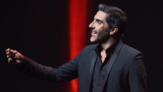 Ary Abittan à Lyon : "Authentique, un show sur la chute et sur comment on se relève" Ary Abittan à Lyon : "Authentique, un show sur la chute et sur comment on se relève"