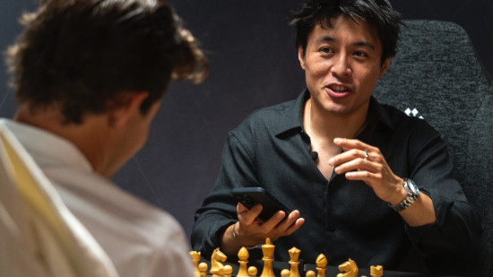 Comment je n’ai pas réussi à interviewer Julien Song Comment je n’ai pas réussi à interviewer Julien Song