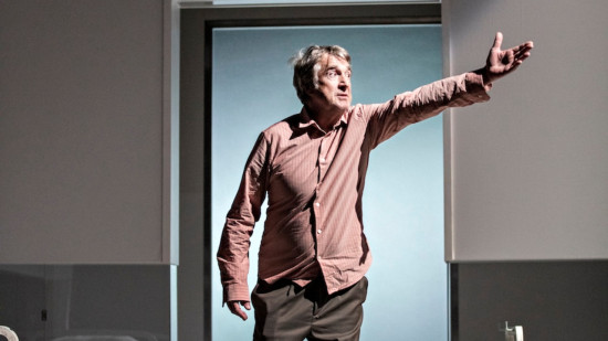 Encore une journée divine : Monologue périlleux pour François Cluzet au Radiant Encore une journée divine : Monologue périlleux pour François Cluzet au Radiant