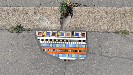 Ememem, le raccommodeur des trottoirs&nbsp;de Lyon